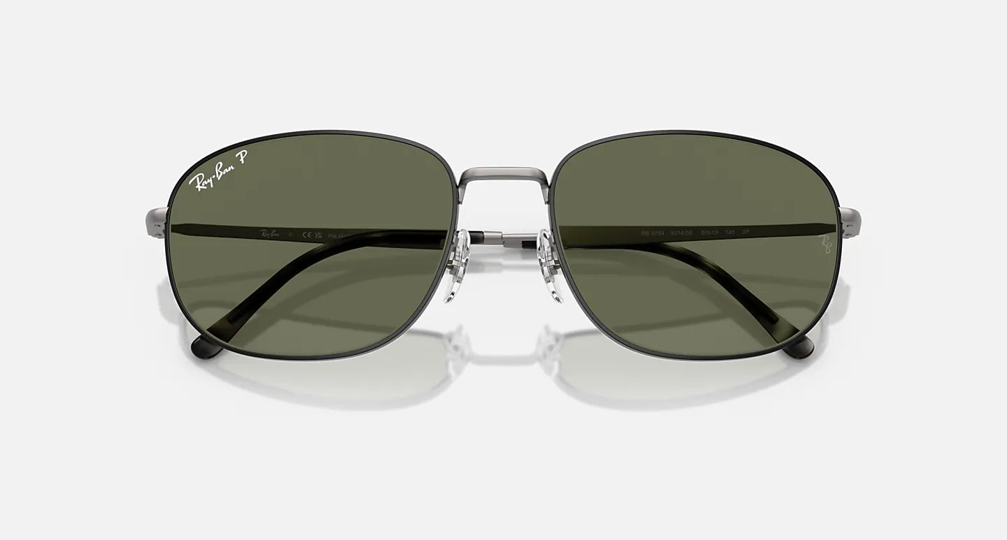 RAY-BAN MATTE BLACK ON MATTE GUNMTL FRAME W/GREEN POLARIZED LENS