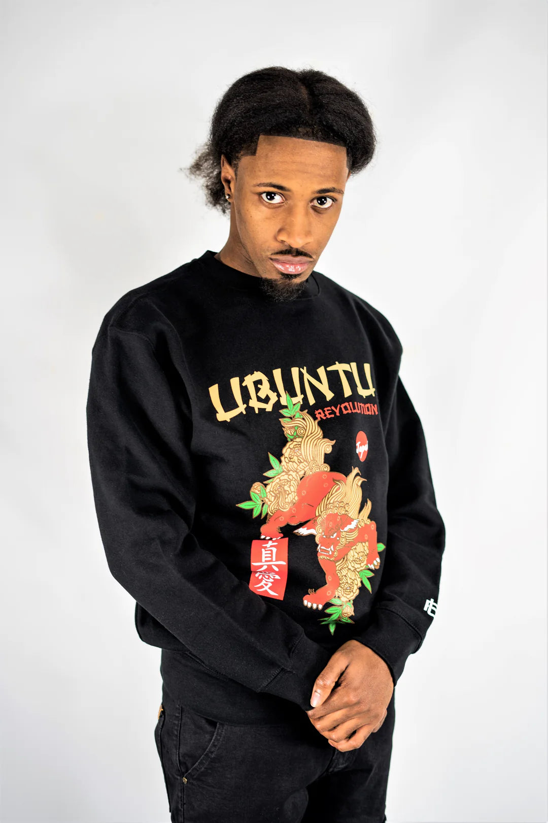 UBUNTU JAPANESE LION CREWNECK - BLACK