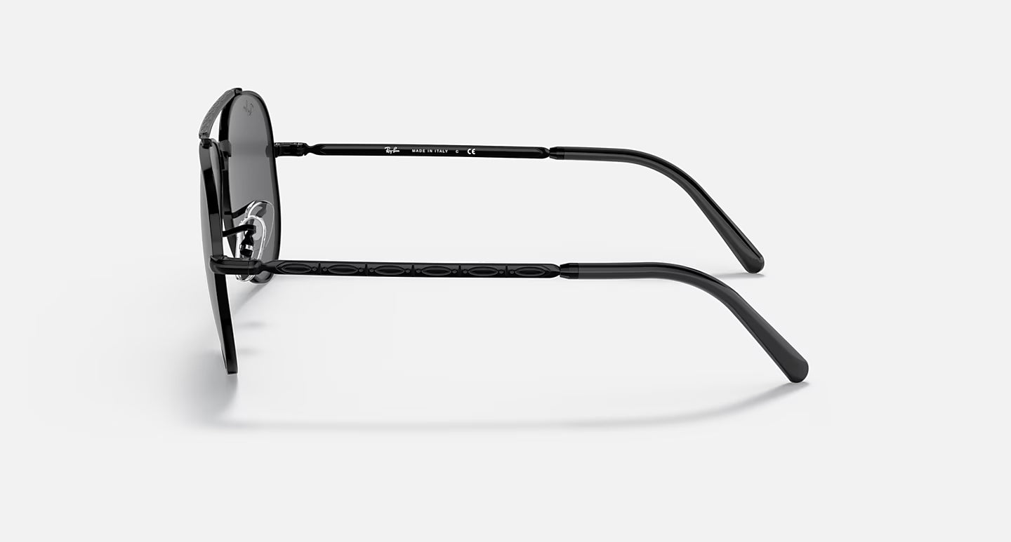 RAY-BAN NEW AVIATOR BLACK FRAME W/DARK GREY LENS