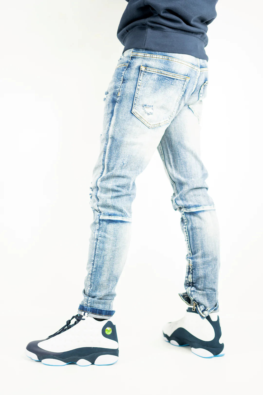UBUNTU GENESIS JEANS - FADED BLUE
