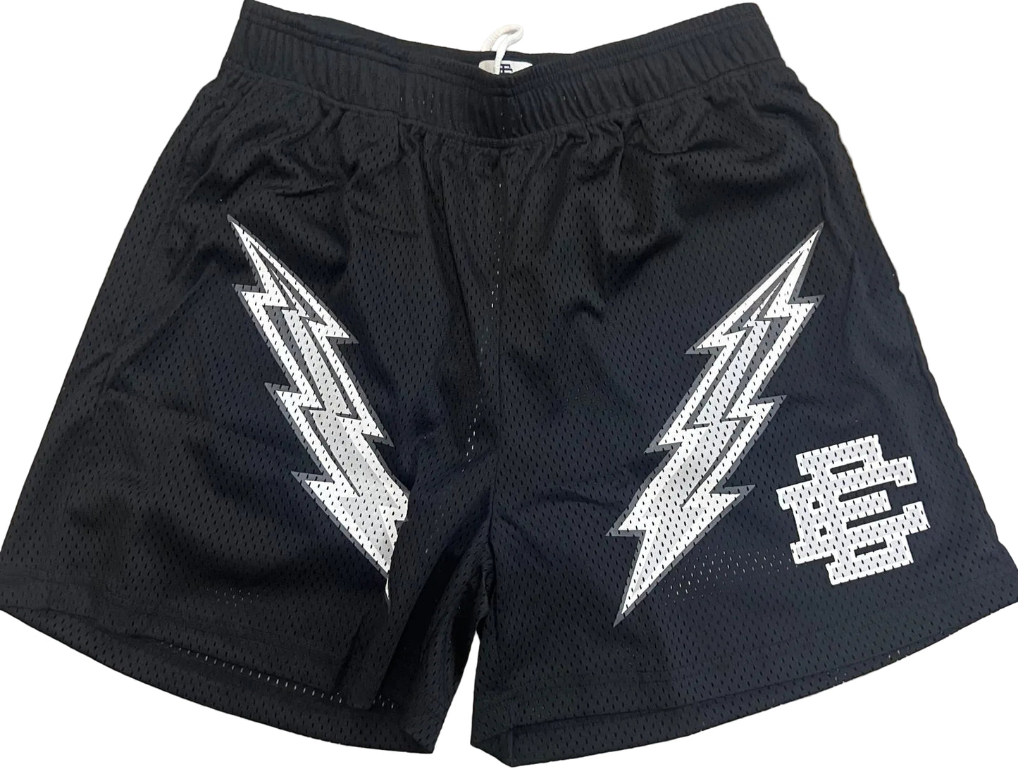 EE SHORTS